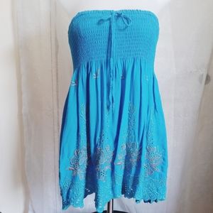 Xyzzy | Sm. Sleeveless Embroidered Mini dress